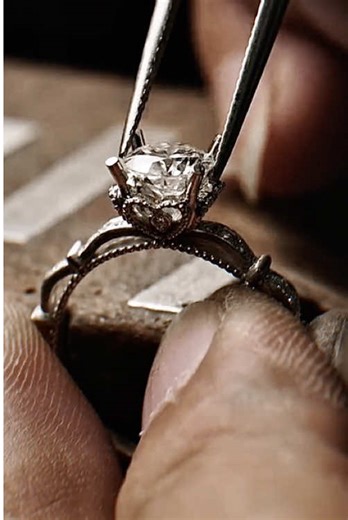 Handmade Wedding Ring Inspired by the Northern Lights