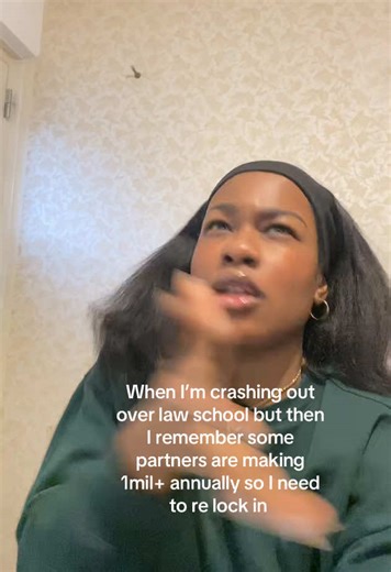 Navigating Law School: Staying Motivated for Success