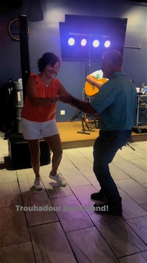 Troubadour Family is Troubadouring … we have the best Troubadour Bandstand ! | The Troubadour