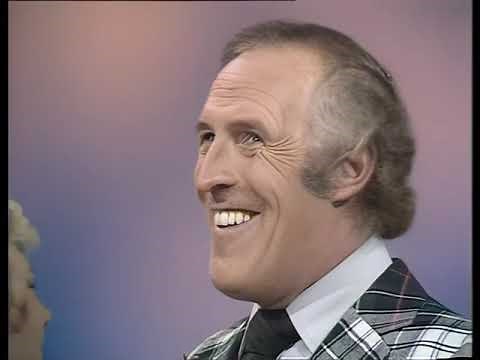 Bruce Forsyth's Generation Game S07E12 December 3, 1977