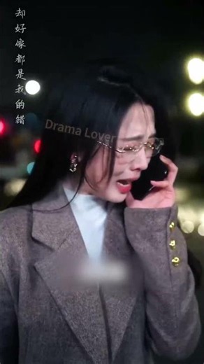 She breaks up, he hugs her with a smile 😈🔥 #FlickReels #urmw78 #shorts #cdrama #fyp #minidrama