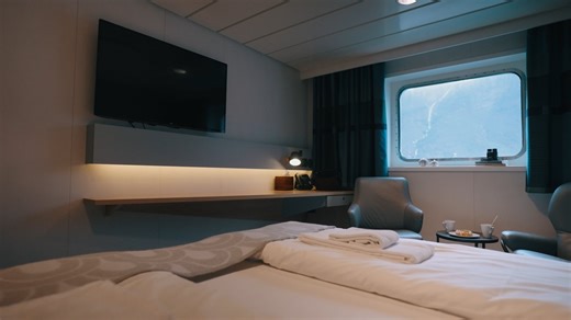 Seaview Superior King cabin