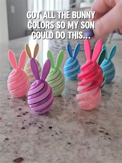 6 Colorful 3D Printed Eggs for Relaxation and Fun