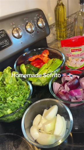 Homemade Sofrito: Puerto Rico & Dominican Republic Flavor Fusion
