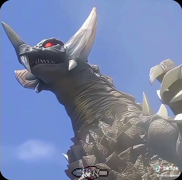 Gomora vs. Ultraman: Epic Kaiju Battle
