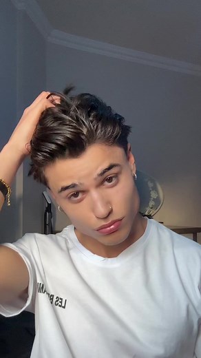 Improve Your Jawline with Gua Sha Techniques