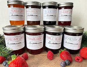 Traditional Homemade Jam in 8 Oz. Jars - Choose From 10 Classic Fruit and Berry Flavors - Etsy
