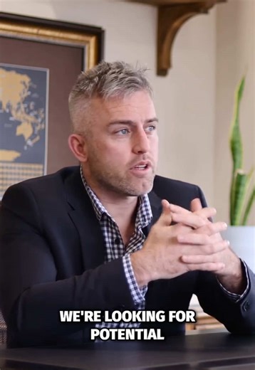 Driven, innovative, visionary, and have a desire to start your own business? If this sounds like you, then listen up cause Atlas is your next step! 📢 ATLAS is a premier entrepreneurship residency designed for ambitious young Christian men. 🙌🏼 This intense, competitive program empowers you with the tools, resources, and mentorship needed to transform bold ideas into impactful realities. Focused on rapid growth, Atlas challenges you to evolve your business concepts from inception to impact, all