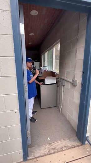 Nathaniel from Madera National's Teco singing the National Anthem for today's game! #maderanational #littleleaguechallenger | Madera National Little League | Facebook