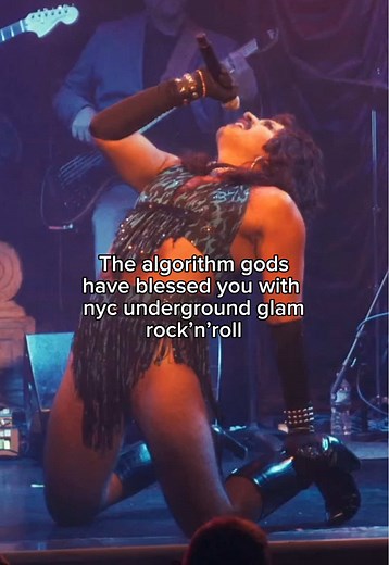 press number 3 in the comments if your algorithm is blessing you the funkiest and most glamorous of rock’n’roll this side of the milky way 💫 #glamrock #nycartist #vocals #queer #vintage