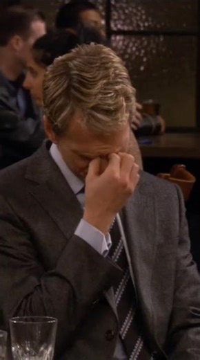 Barney Stinson e le "lacrime di gioia" 😂 #HIMYM #BarneyStinson