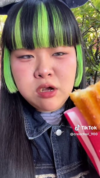 ディズニーのゴールデンサイダーって市販で売ってる❓ #ディズニー #ディズニーフード #パークフード #食べ歩き | disney food