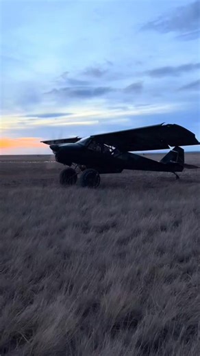 Fun night flying • • #stol #bushplane #aviation #alasaklife #planes #planespotting #usareels | xploringalaska