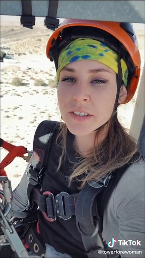 #foryou #fy #towerforewoman #badbitch #towerclimber #americantowerclimber #towerdawg #getpaidtogethigh #towers#towerlife #radiation #RFawareness