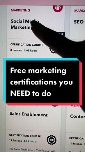 Hubspot is my go-to resource for learning about marketing #hubspot #digitalmarketingtips #learnmarketing #smallbusinessmarketing #spon #hubspotambassador