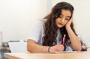 6 ways to keep up and stay motivated with online learning