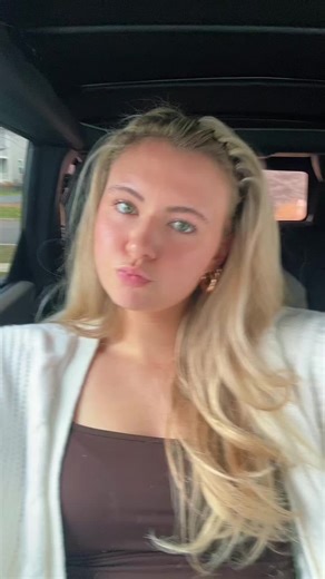 officially break !! #notadarkhairedgirl #fall