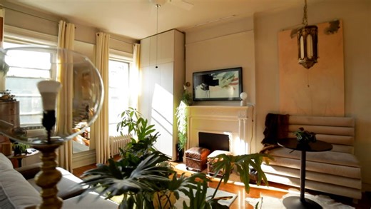 Extended tours: Brooklyn house tours / 3 Brooklyn apartments with genius small space design ideas