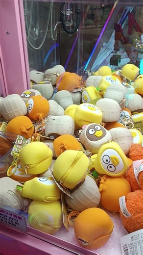 angry birds coin purse in claw machine