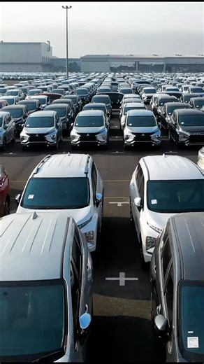 Ever wonder why the “final price” keeps changing at some dealerships? We kept it real (and funny) to show you the difference. At 8th Street Auto Sales, what you see is what you pay. No hidden fees. No surprises. Just honest deals. Skip 32nd St and come to 8th Street Auto Sales. 1750 W 8th Street, Yuma, AZ - (928) 783-9462 - www.Yuma8thStreetAuto.com #CarBuying #NoHiddenFees #8thStreetAuto CarDealershipLife AutoSales FunnyReels LatinoBusiness UsedCars CarShopping ArizonaCars | 8TH STREET AUTO SAL