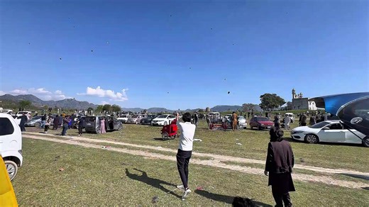 Mini Vlog: Enjoying a Day of Kite Flying