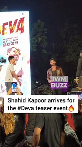 Shahid Kapoor arrives for the Deva teaser event 🔥 #Deva #DevaTeaser #ShahidKapoor #PoojaHegde #PavailGulati #RosshanAndrrews #SiddharthRoyKapur Shahid Kapoor Pooja Hegde @DevaTheMovie Zee Studios Roy Kapur Films | IWMBuzz