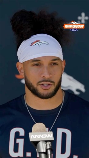 Pushing the standard forward. 💪 #Hufanga #Broncos #NFL #Denver