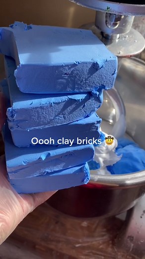 The way she said Aww 😳✋#slime #makeslimewithme #fyp