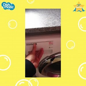 🌟 Have you tackled your washing machine yet? It does a great job cleaning our clothes, so it deserves a spruce up of its own once in a while! Thanks to our Superfan, Kara (@mum_life_nofilter) for this amazing video of her using her Dishmatic and Glide to give her washing machine a clean 💪 | Dishmatic