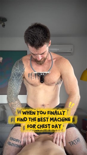 Farid Pateev on Instagram: "Didn’t expect this to be my best chest workout😅 . . #chest #workout #massageme #funnyvideos #fyp"