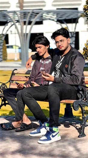 Hassaan Athar on Instagram: "Tag Noob😂#tidoxyt#tidoxyt1#hassaanathar#trending#freefirefreefireindiafreefirepakistanviralpakistanindiaopreelsinstareelsinstagram"