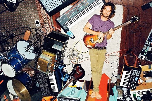 Tame Impala Guitar Tone Ultimate Guide 2025 (7 Key Pedals & Tricks for Kevin Parker's Sound) - The Bold Musician
