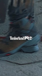 Tus hikers waterproof Switchback para hombre están listos para cualquier uso. Con punteras de seguridad compuestas con protección contra riesgos eléctricos y nuestra plantilla con tecnología Anti-Fatigue que absorbe los golpes y devuelve la energía a tus pies para que puedas afrontar los días más difíciles en el trabajo. Encuéntralos en www.timberlandpro.com.mx. #timberlandpro #timberlandpromx #alwaysdoneverdone | Timberland PRO México