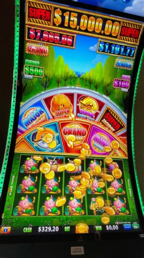 HIGH LIMIT HIT! #huffnpuff #slotmachine #bigwin #jackpot #casino #lasvegas