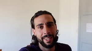 🇩🇿Alger : quel accueil Magnifique !! Vous en avez pensé quoi ? 😀 Algérie épisode 7 : aujourd'hui exploration d'Alger la capitale de l'Algérie, au programme visite du quartier de Bab el Oued, mais également direction la basilique notre dame d'Afrique. Pour joindre l'aventure, ABONNEZ-VOUS à ma page Facebook 😉 #alger #algerie #algeria #maghreb #voyage | Ben N'co