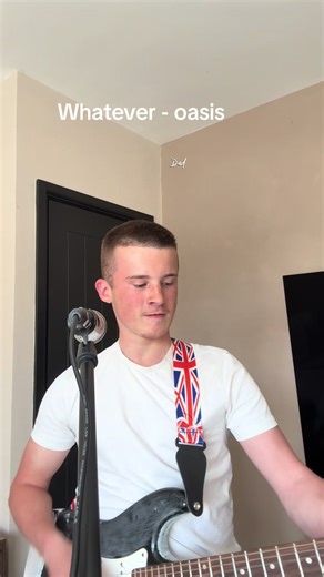 Whatever / octopus’s garden . #oasis #whatever #oasislive2025 #fyp #follow #likе #comment #definitelymaybe #fyppppppp #noelgallagher #britpop #guitar #beatles #stoneroses