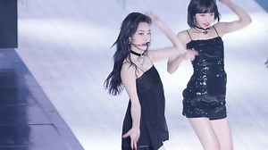 169K views · 10K reactions | Miyawaki Sakura's 'Fearless' fancam is trending on theqoo !!! Keep slaying our Cherry blossom angel !!  | Miyawaki Sakura Fans Page | Facebook