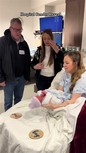 Baby #4 is a… 🥰 #genderreveal #laboranddelivery #motherhood #fyp | gender reveals