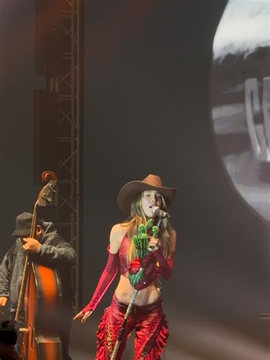 Chic Magazine on Reels