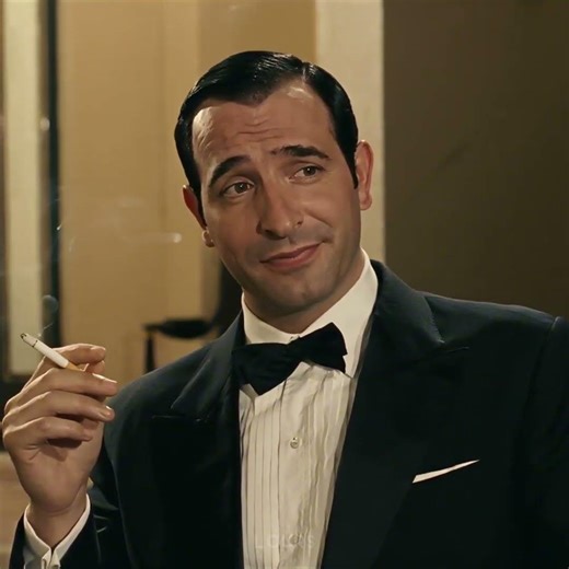 OSS 117 se lance dans un débat “philosophique” totalement absurde 😂