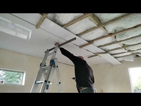 Nutec Home Build - Fitting a PVC Ceiling