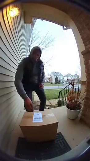 Doom Scroll Videos (@doomscrollvideos_1)’s videos with original sound - Doom Scroll Videos