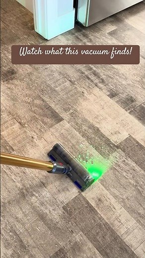 Dyson V15 Detect review | cordless vacuum with laser dust detection