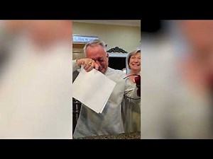 Dad Breaks Down in Tears When he Sees Color for First Time