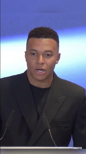 🏆 Kylian Mbappé's Golden Boot Speech: "The Most Important Thing is the Team" | Real Madrid