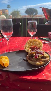 Our Christmas menu meal deal is on !! Choose from Roast Turkey,Roast Pork or honey Ham, served on a freshly baked bread bap filled with festive deliciousness. Stuffing , Cranberry sauce, mustard, topped with pigs in blankets, Roast potatoes and of course GRAVY !! A drink of your choice 10.50 Hope to see you all soon 🎄 | Snack Attack