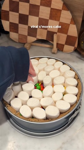 17K views · 63 reactions | easy s’mores cake recipe  #cake #asmr #fyp | The hayeks. | Facebook