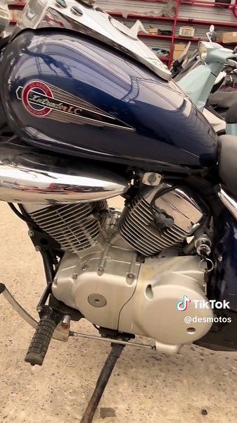 Suzuki Intruder 125