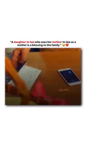 “A daughter-in-law who treats her mother-in-law as her own mother brings harmony and love to the family.” | Aarz-e-ishq