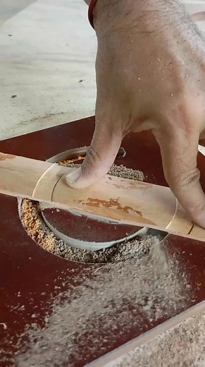 40K views · 43 reactions | trick to make a 360° circle with a table router machine. #woodworkingideas #trick #carpenter #jig #tablerouter #freefurniture | Solichun Ahmad | Facebook